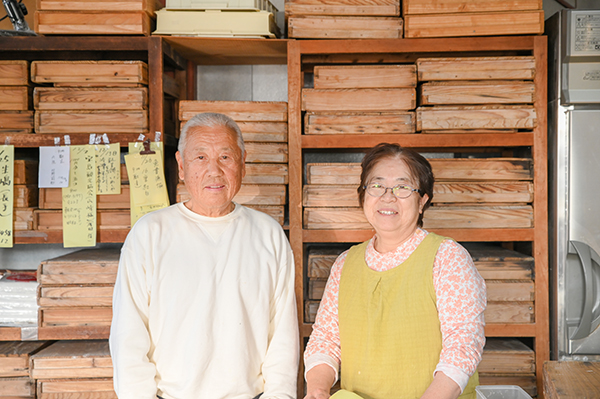 なかむら餅屋のご夫婦