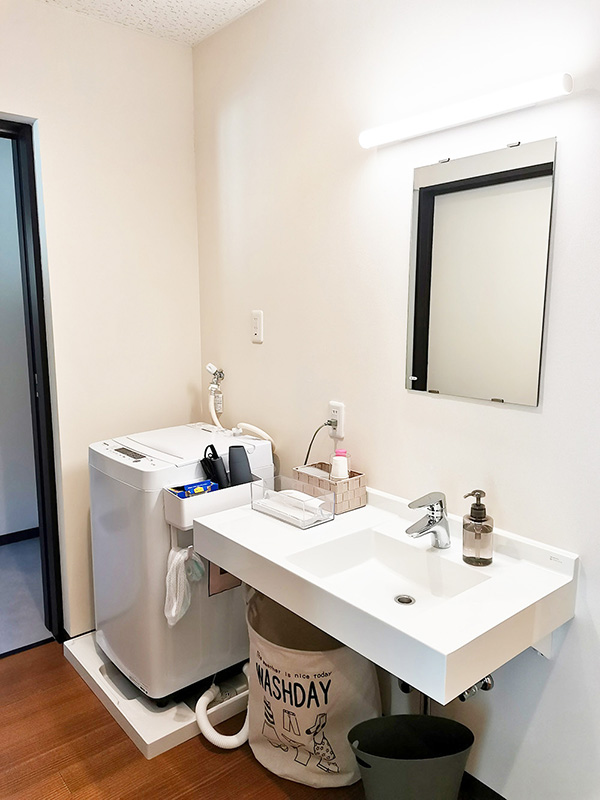 水回りは男女別になってます。