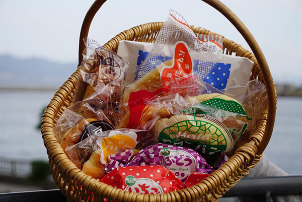 不動の人気の菓子パン