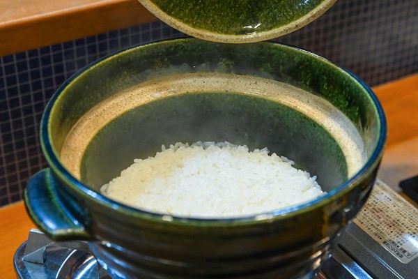 炊きたてごはん